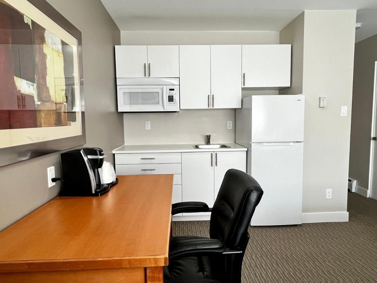 Anavada Inn & Suites - Prince George Exteriör bild